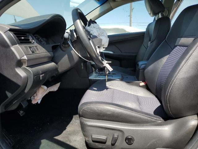  TOYOTA CAMRY 2014 Srebrny
