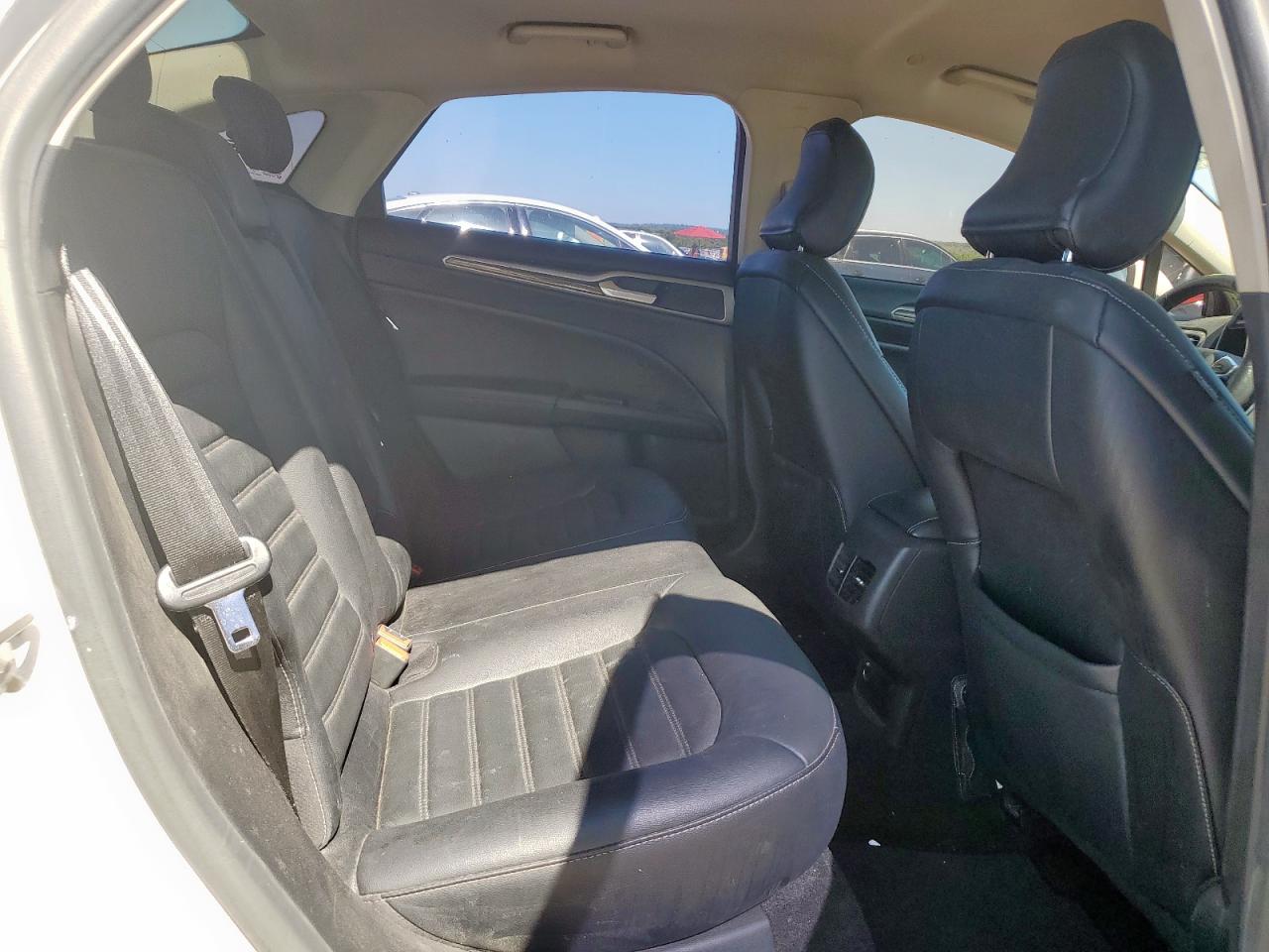 2017 Ford Fusion Se Hybrid VIN: 3FA6P0LU1HR409453 Lot: 66077825