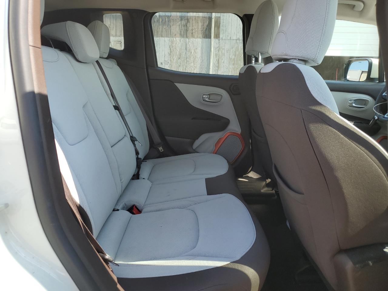 2015 Jeep Renegade Latitude VIN: ZACCJBBT0FPB69534 Lot: 64936675