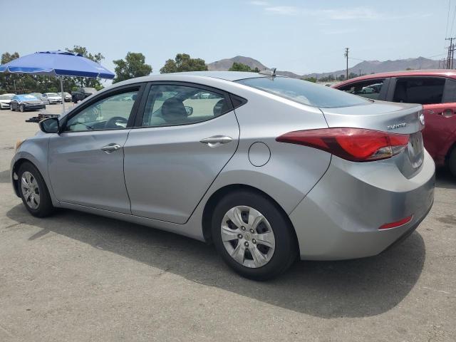  HYUNDAI ELANTRA 2016 Серебристый
