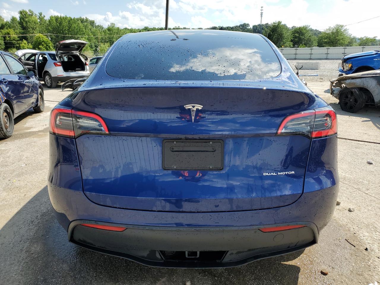 2023 Tesla Model Y VIN: 7SAYGDEE3PA029417 Lot: 65003385
