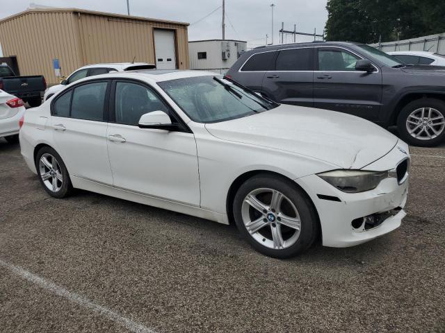 Sedans BMW 3 SERIES 2013 Biały