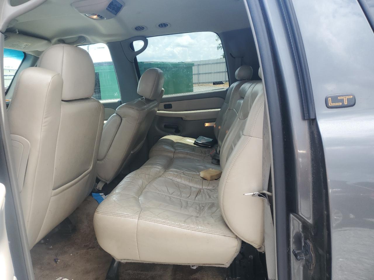 2001 Chevrolet Suburban C1500 VIN: 1GNEC16T91J305925 Lot: 65145215