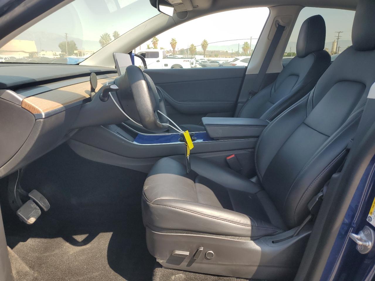 5YJYGDEE9MF060943 2021 Tesla Model Y