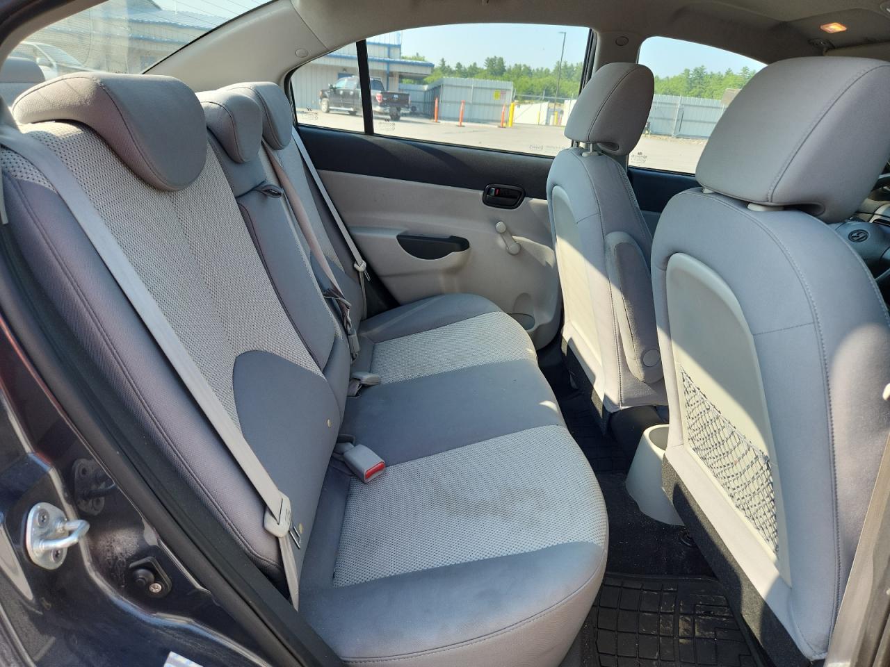 2011 Hyundai Accent Gls VIN: KMHCN4AC8BU606989 Lot: 65096315