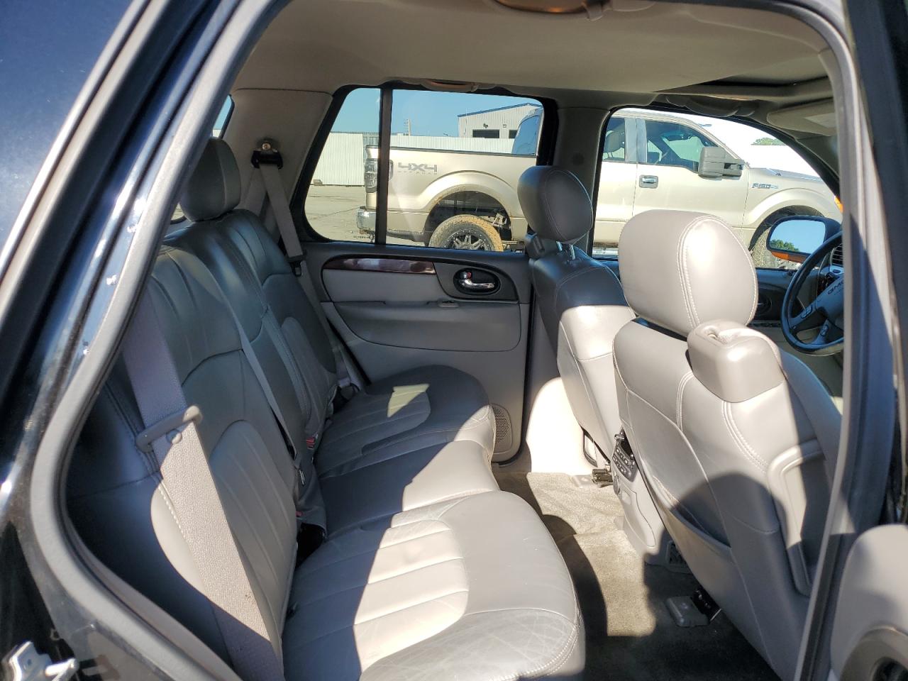 2004 GMC Envoy VIN: 1GKDT13S742387432 Lot: 64239805