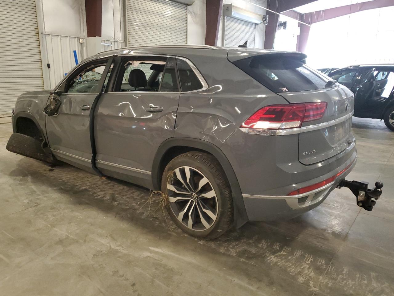 1v2se2ca6mc224466 1V2SE2CA6MC224466 2021 Volkswagen Atlas Cross Sport Sel R-Line