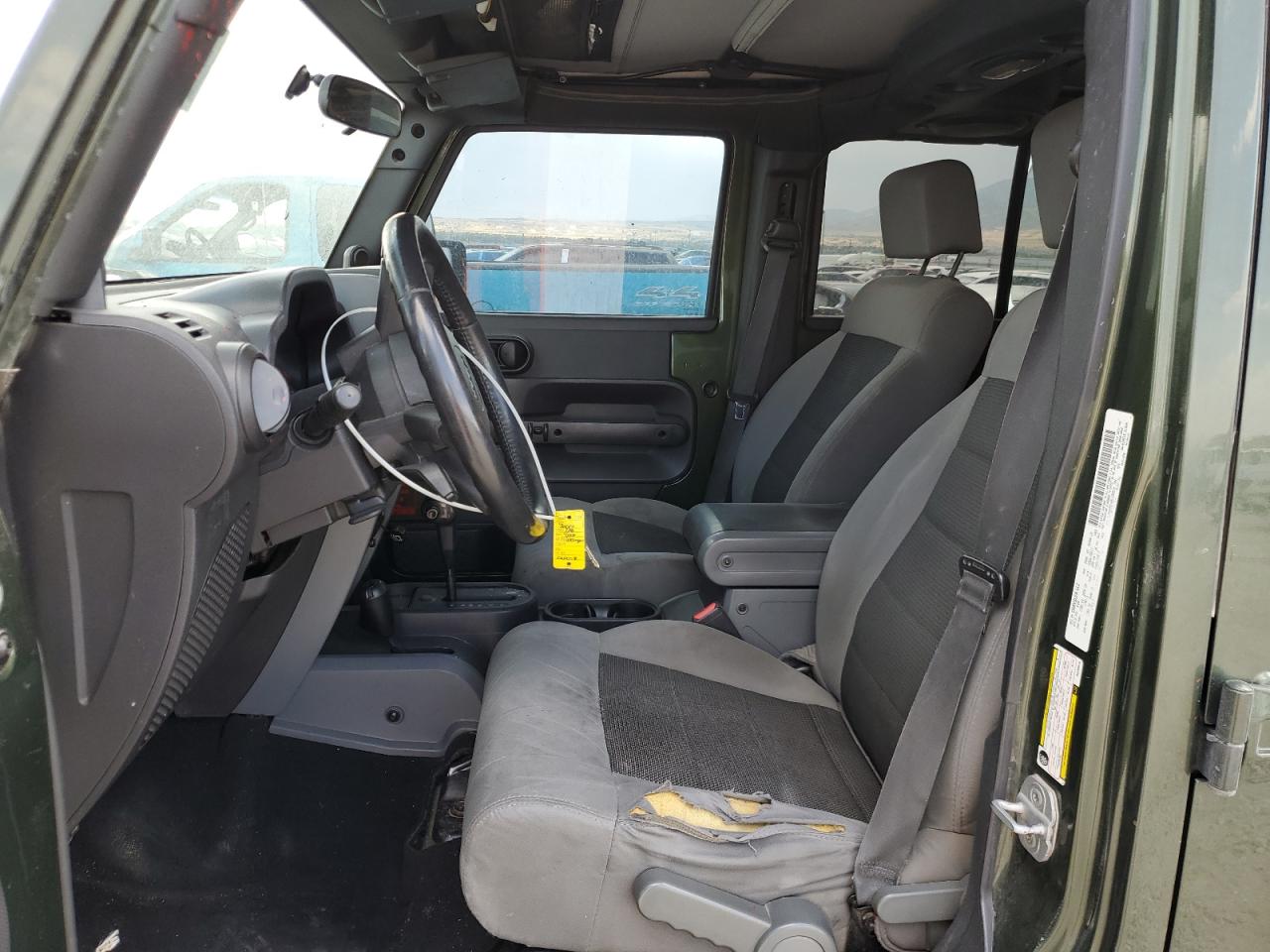 2008 Jeep Wrangler Unlimited X VIN: 1J4GA39148L598915 Lot: 63050455