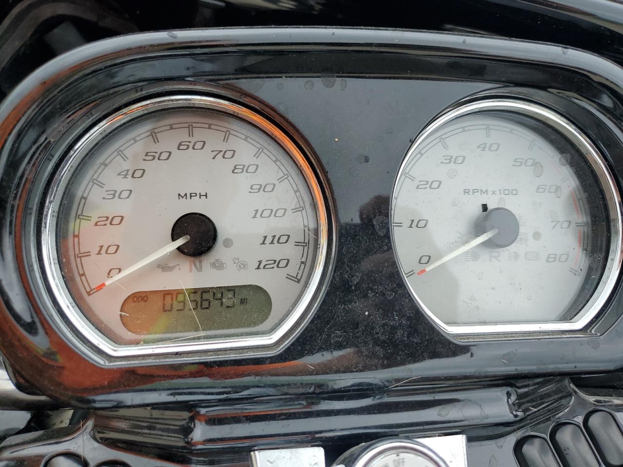 2015 Harley-Davidson Fltrxs Road Glide Special VIN: 1HD1KTM18FB643520 Lot: 64784445