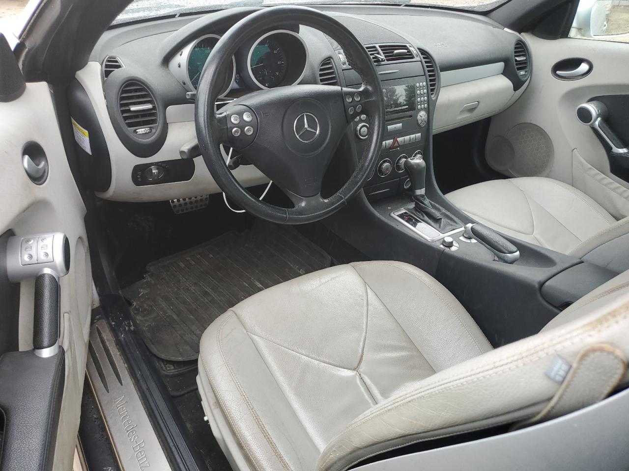 2006 Mercedes-Benz Slk 350 VIN: WDBWK56F06F104456 Lot: 62647875