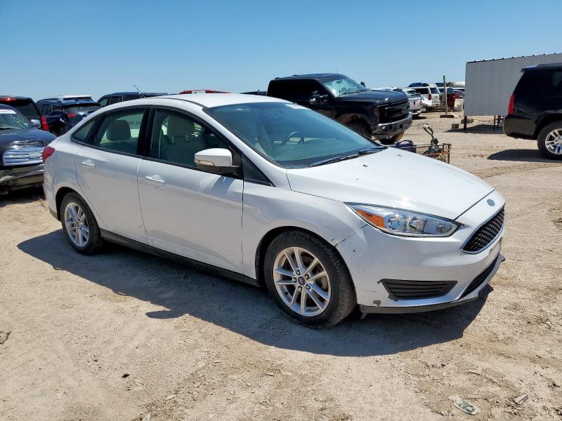 FORD FOCUS 2015 Белы