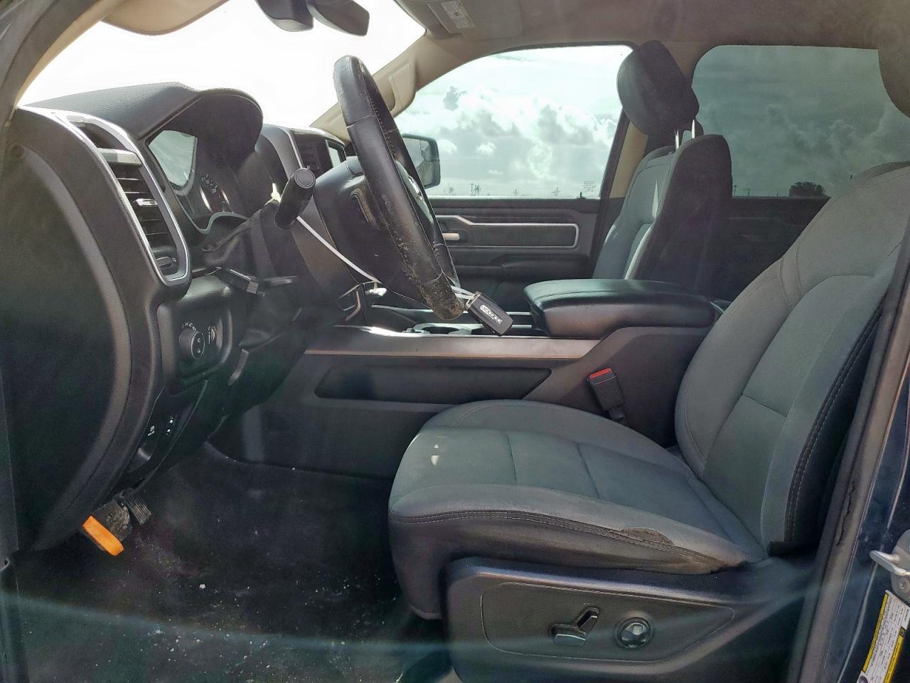 2020 Ram 1500 Big Horn/Lone Star VIN: 1C6RREFT4LN180206 Lot: 63220225