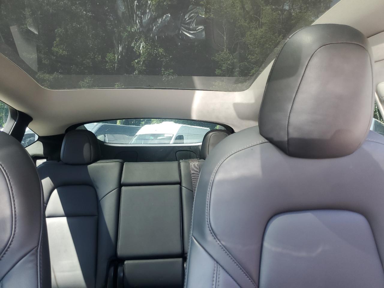 2020 Tesla Model Y VIN: 5YJYGDEE3LF048950 Lot: 65348705