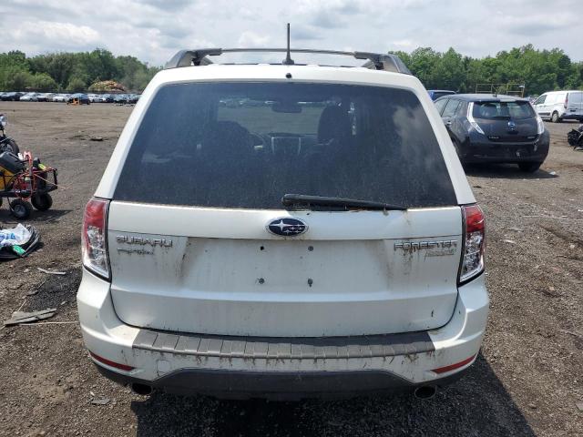 Parquets SUBARU FORESTER 2012 Biały