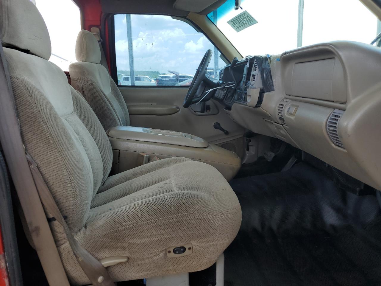 1998 Chevrolet Gmt-400 C1500 VIN: 1GCEC14W0WZ244253 Lot: 63598935