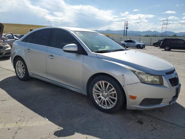 Sedans CHEVROLET CRUZE 2012 Srebrny