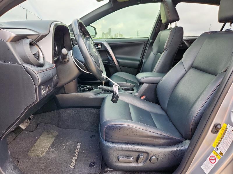  TOYOTA RAV4 2018 Серебристый