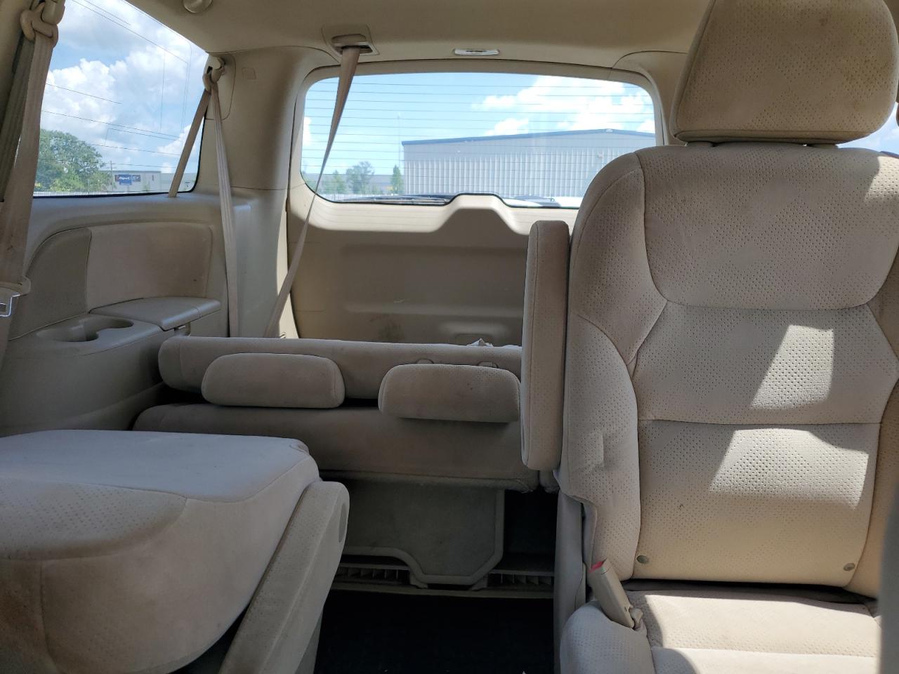 2007 Honda Odyssey Lx VIN: 5FNRL38237B117704 Lot: 66512485