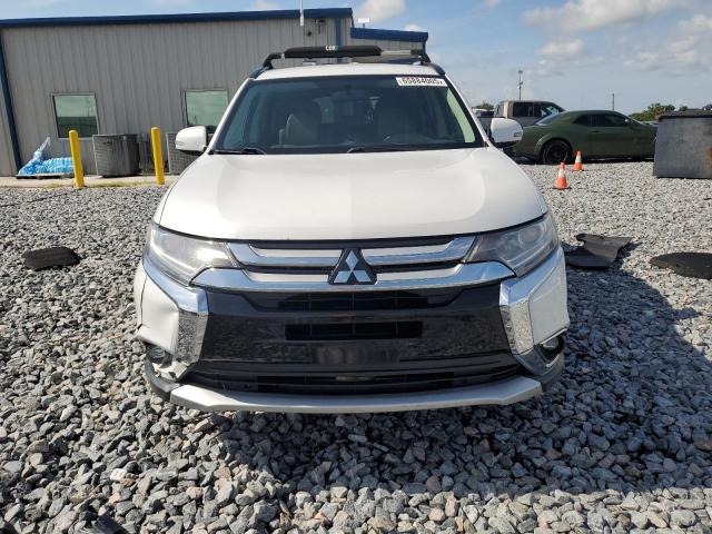  MITSUBISHI OUTLANDER 2016 Biały