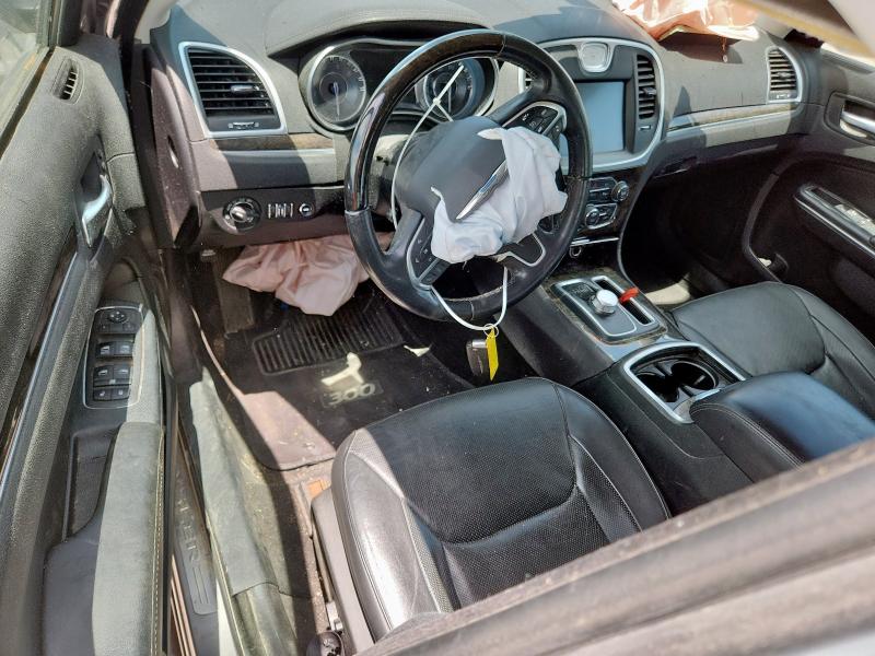  CHRYSLER 300 2015 Srebrny