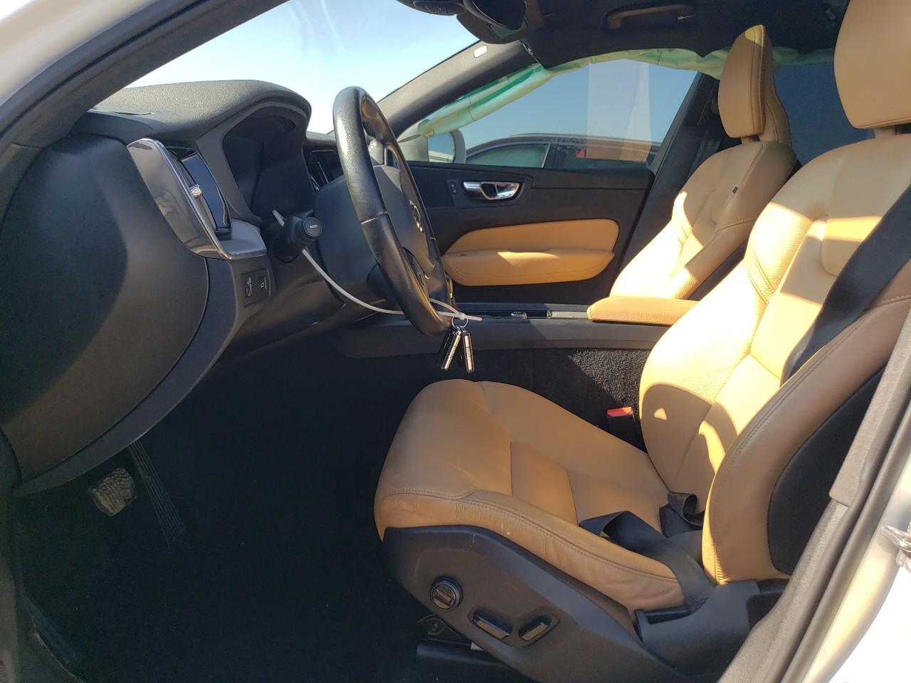 2020 Volvo Xc60 T5 Momentum VIN: YV4102RK7L1583182 Lot: 63507035