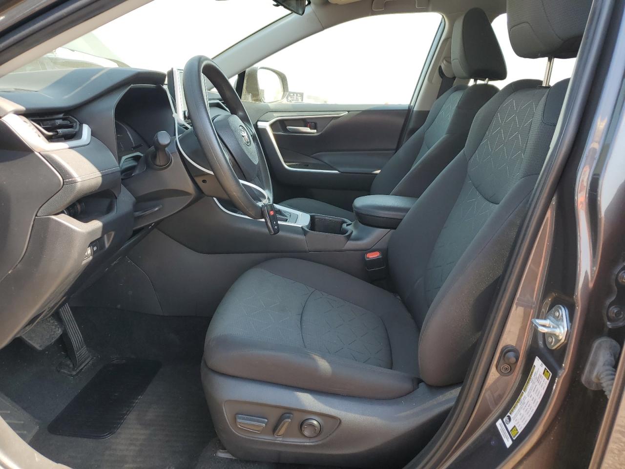 2024 Toyota Rav4 Xle VIN: 2T3P1RFV5RW413916 Lot: 65604985