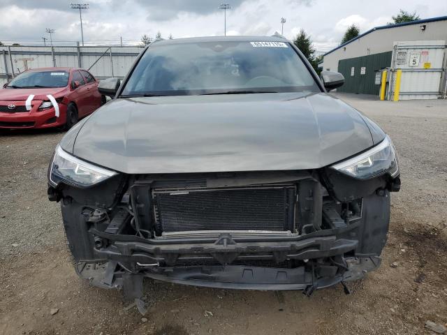 AUDI Q3 2021 Szary