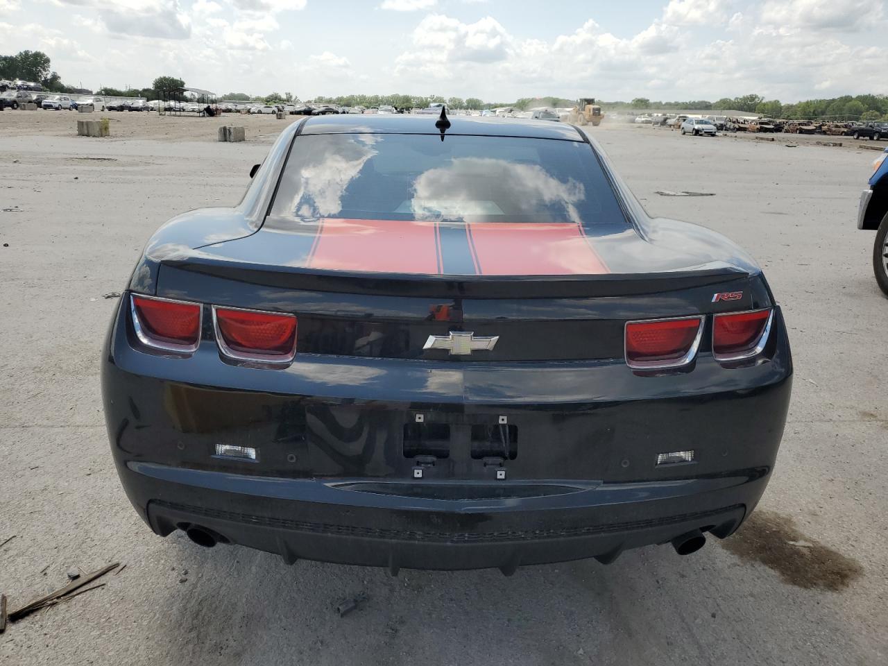 2011 Chevrolet Camaro Lt VIN: 2G1FC1ED1B9122810 Lot: 64828215