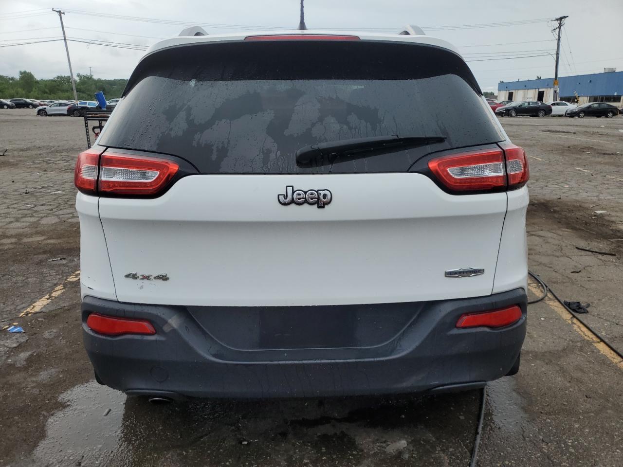 2014 Jeep Cherokee Latitude VIN: 1C4PJMCB5EW186087 Lot: 64862715