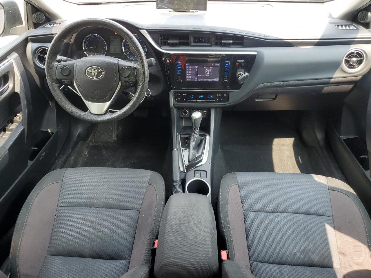 2017 Toyota Corolla L VIN: 2T1BURHE4HC892563 Lot: 64169655