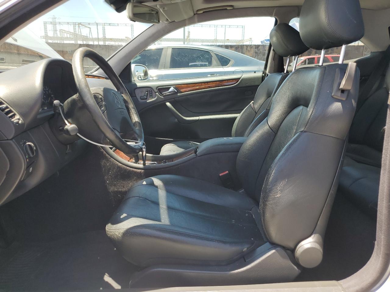 2002 Mercedes-Benz Clk 320 VIN: WDBLJ65G82T094969 Lot: 64224905