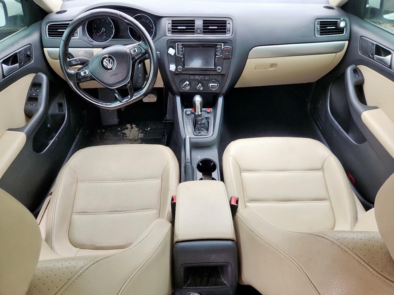 3VWDB7AJ2HM386437 2017 Volkswagen Jetta Se