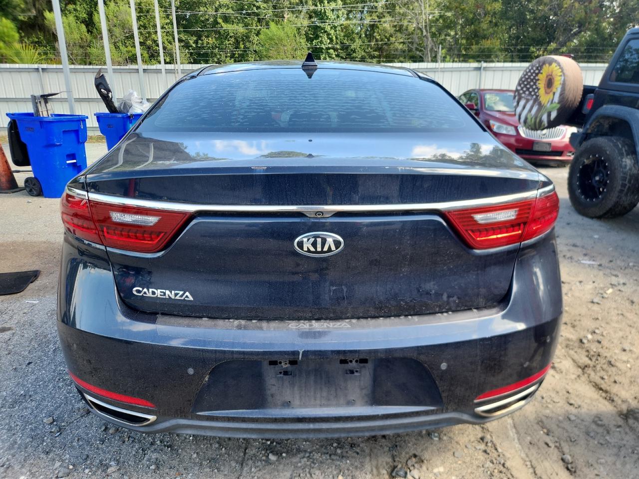 2017 Kia Cadenza Premium VIN: KNALC4J1XH5081135 Lot: 65037915