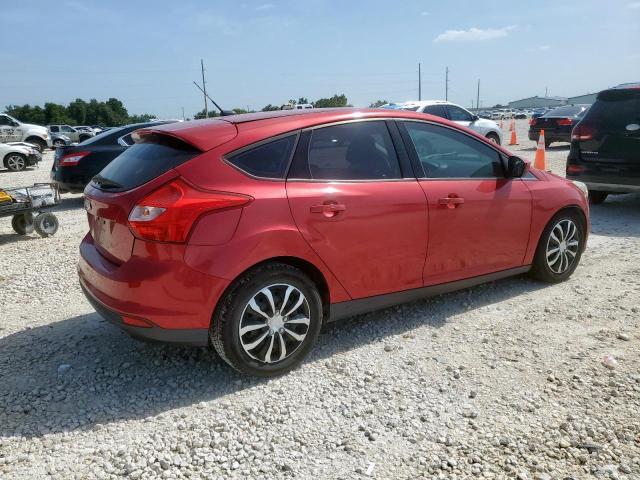 Hatchbacks FORD FOCUS 2012 Red