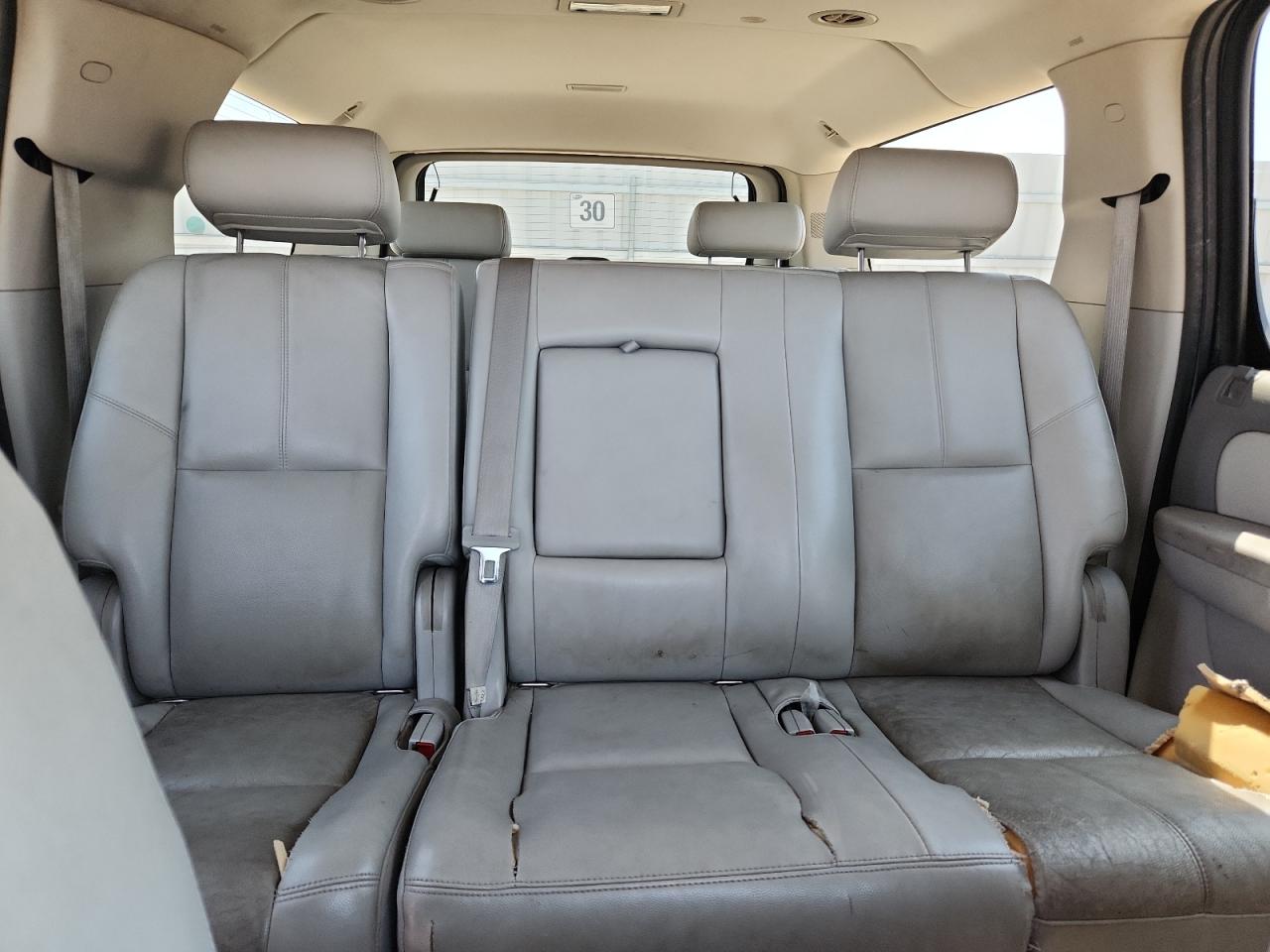 2008 Chevrolet Suburban C1500 Ls VIN: 3GNFC16J18G135333 Lot: 65291285