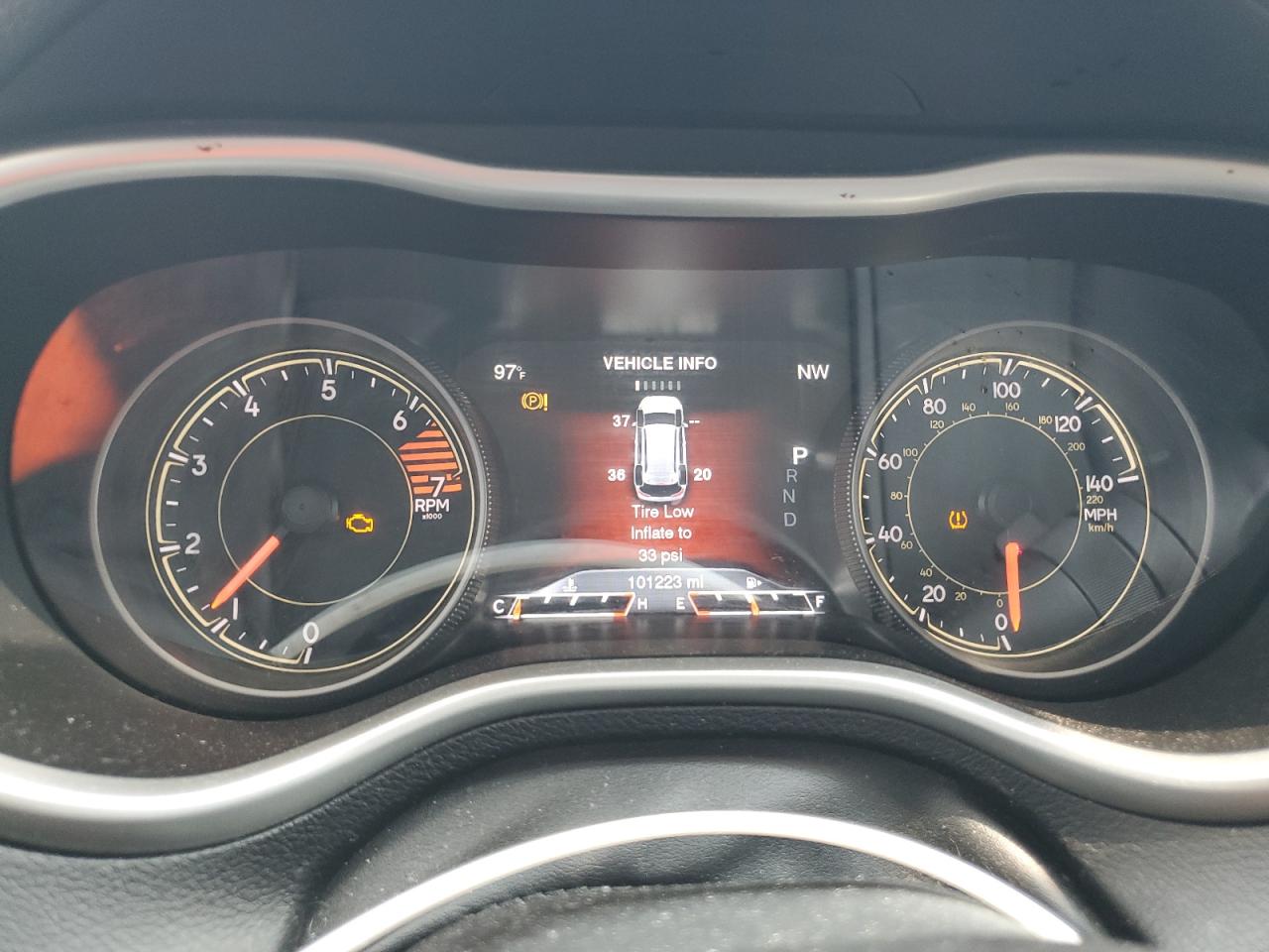 2017 Jeep Cherokee Limited VIN: 1C4PJMDB7HW59791X Lot: 70639175