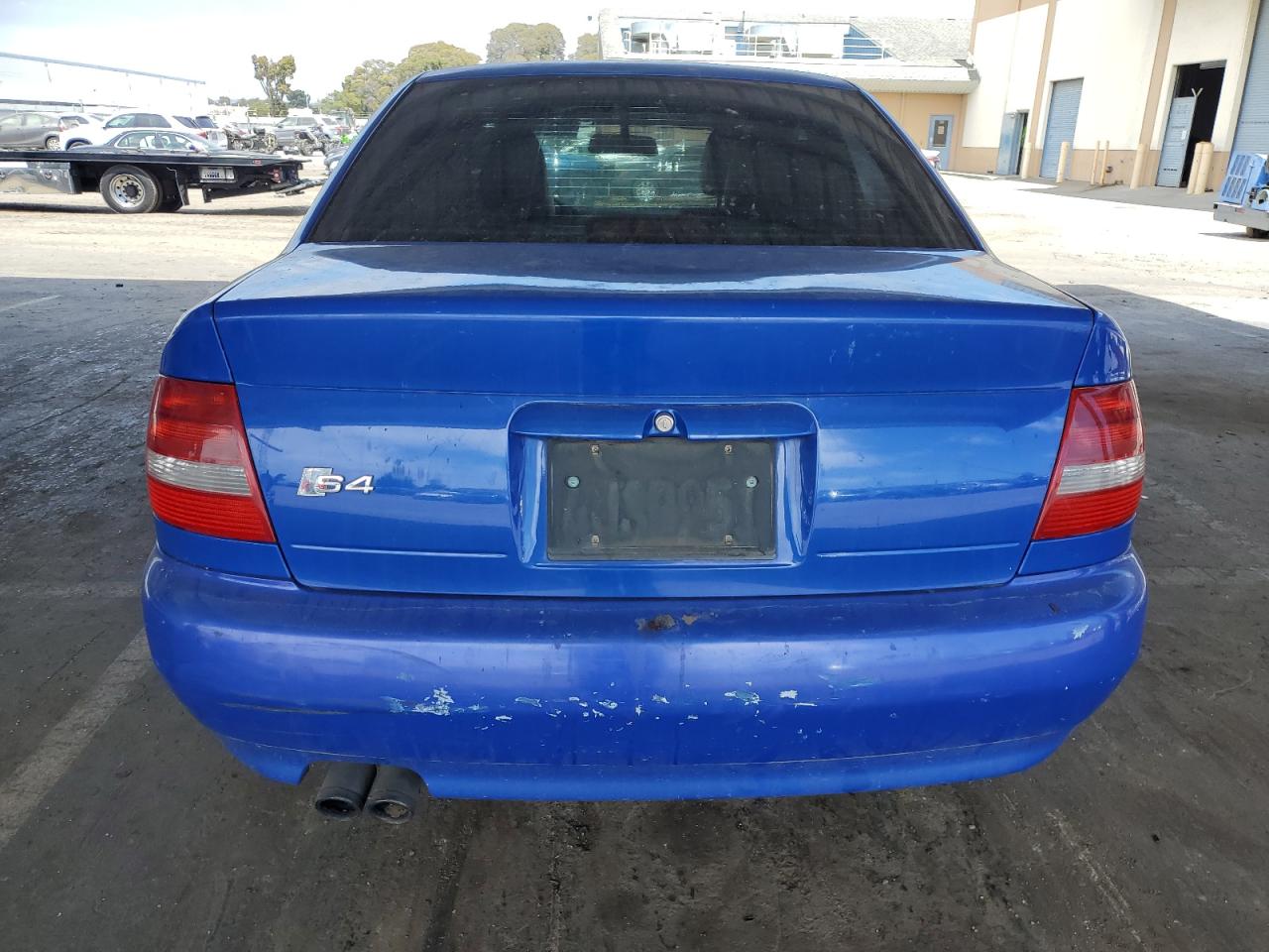 2000 Audi S4 2.7 Quattro VIN: WAUDD68D6YA075563 Lot: 63270965