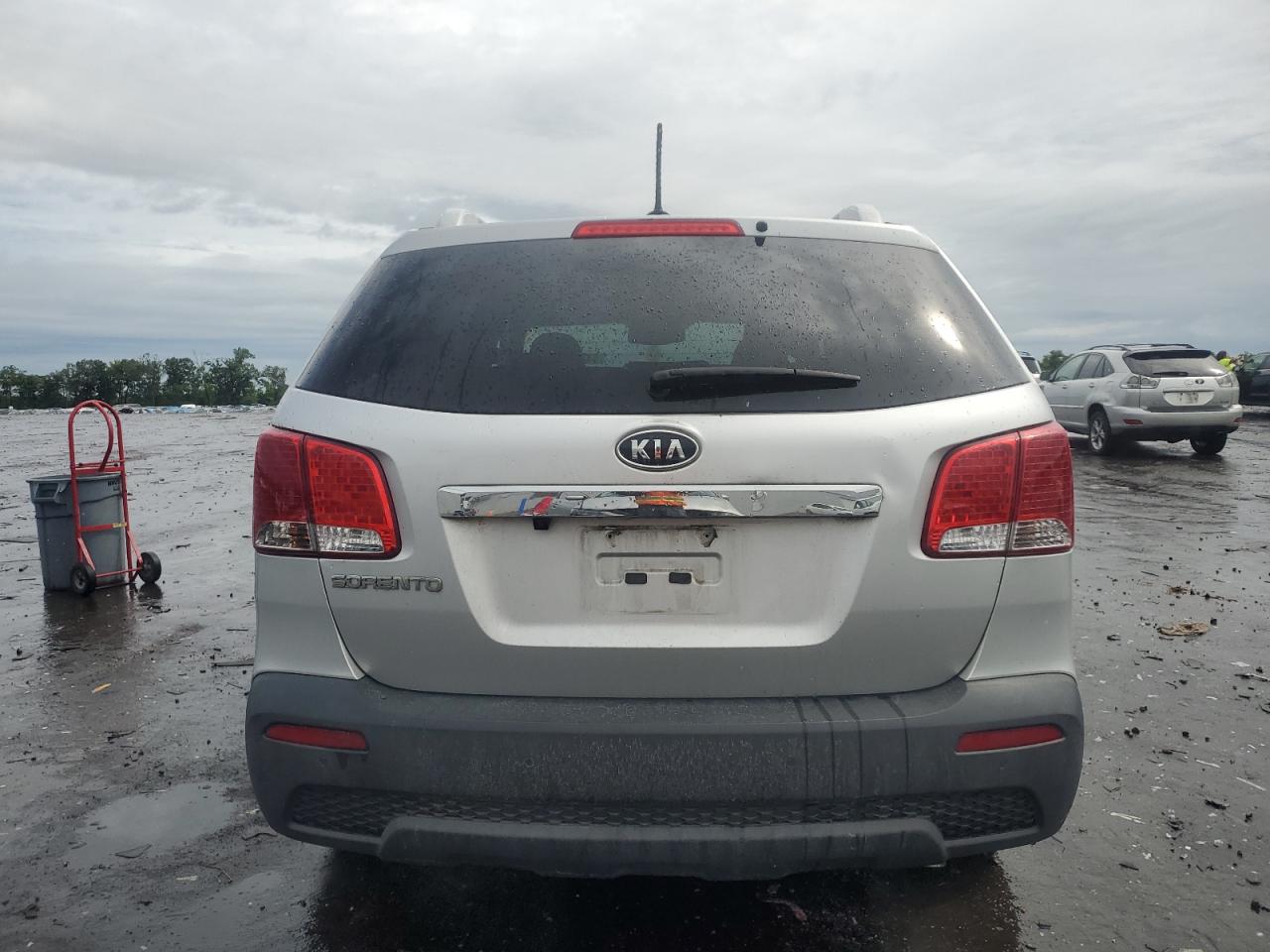 2012 Kia Sorento Base VIN: 5XYKTCA67CG266585 Lot: 63382985