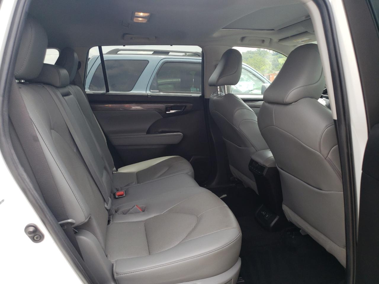 2022 Toyota Highlander Limited VIN: 5TDDZRBHXNS221978 Lot: 64085515