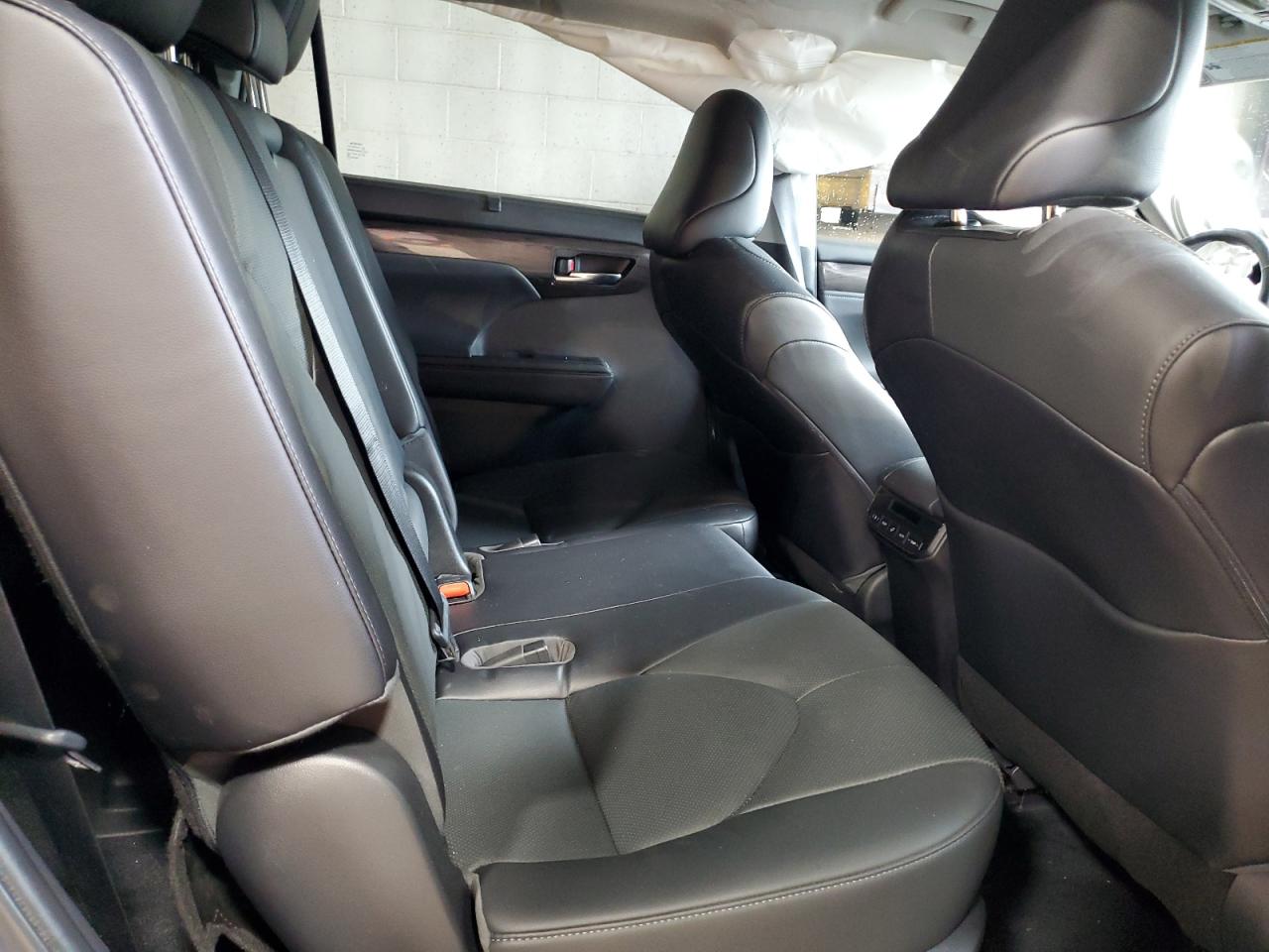 2022 Toyota Highlander Limited VIN: 5TDDZRBH6NS236851 Lot: 64051845