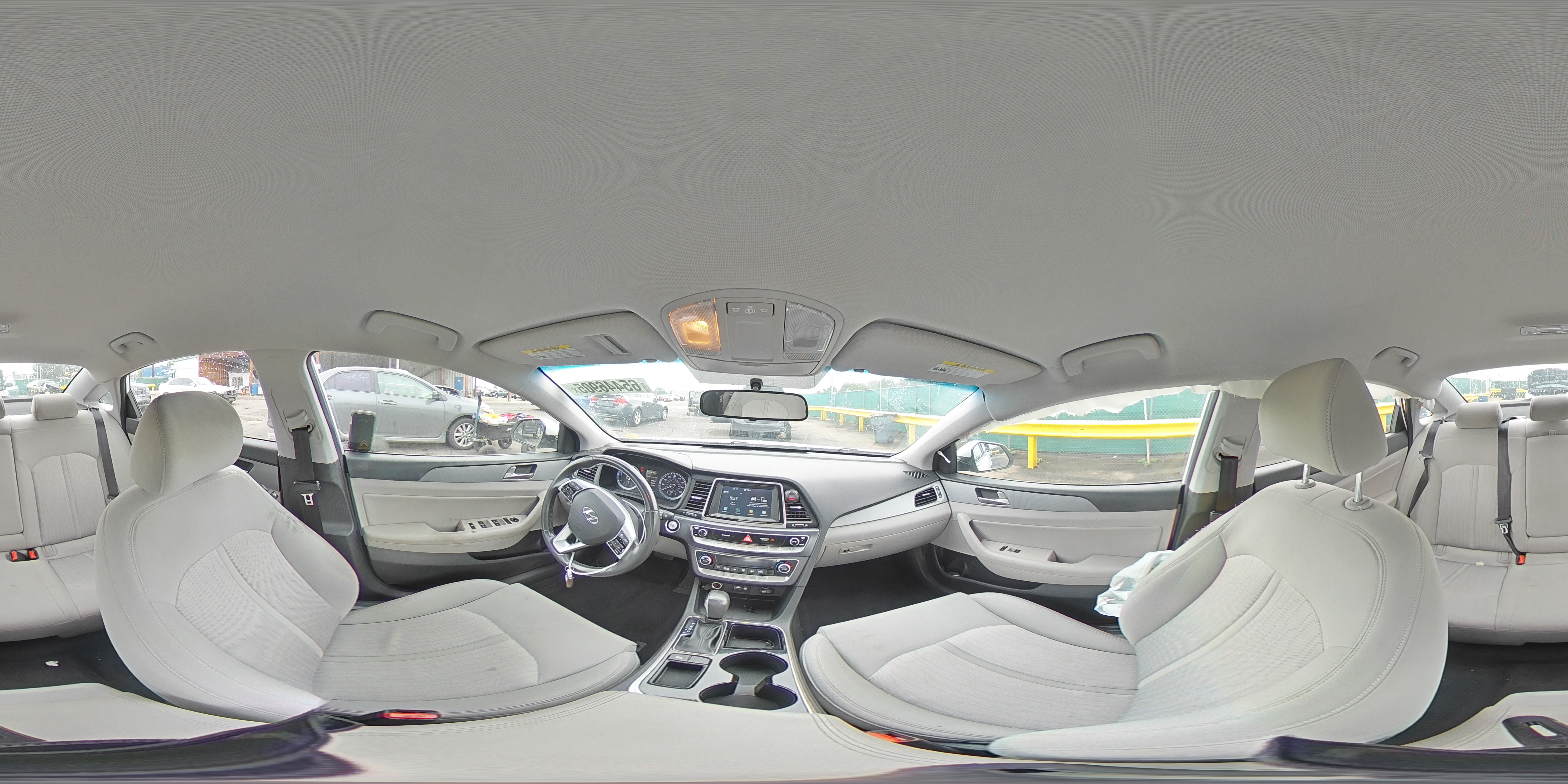 2019 Hyundai Sonata Hybrid VIN: KMHE24L35KA085049 Lot: 65446905