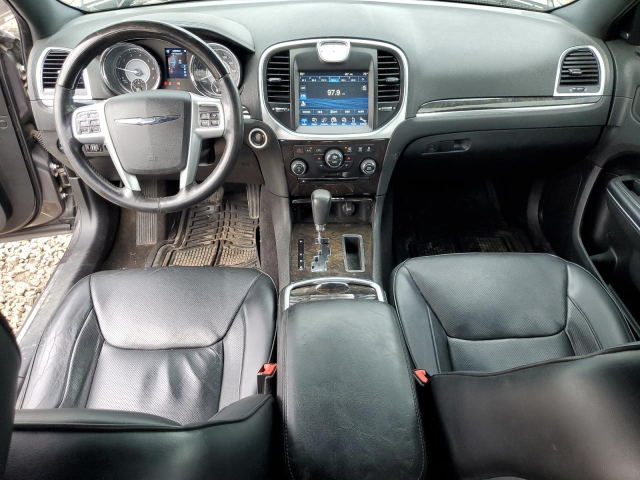 2013 Chrysler 300C VIN: 2C3CCAET3DH694198 Lot: 61879405