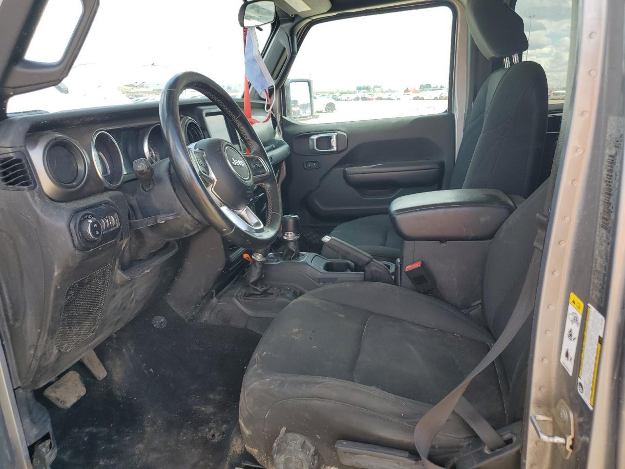 2020 Jeep Gladiator Sport VIN: 1C6HJTAG5LL104295 Lot: 63296995