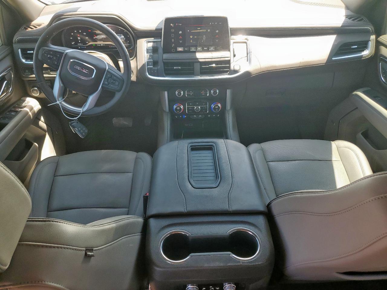 2024 GMC Yukon Xl C1500 Slt VIN: 1GKS1GKD1RR134883 Lot: 63703395