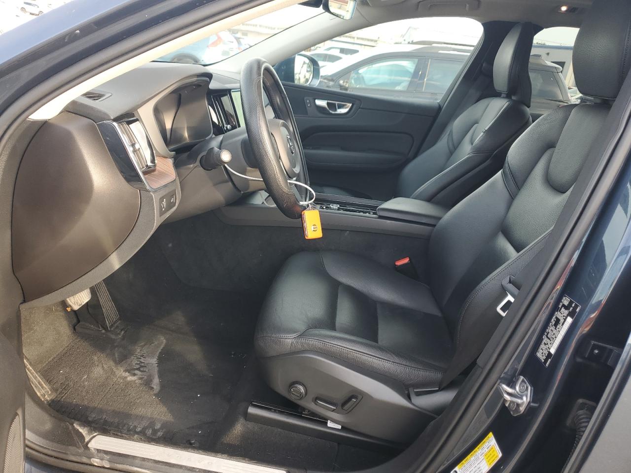 2021 Volvo Xc60 T5 Momentum VIN: YV4102RK4M1695407 Lot: 64324915
