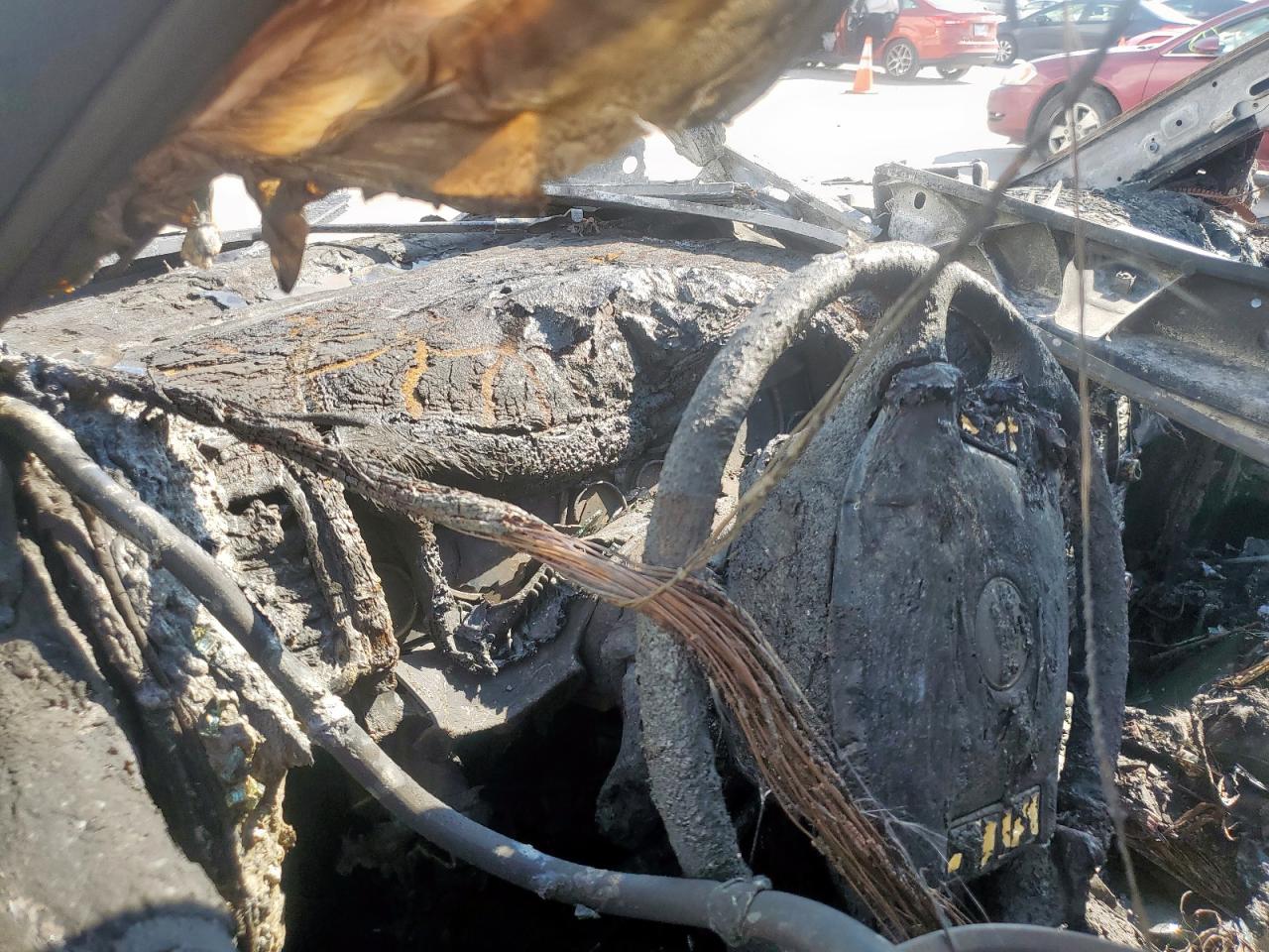 2008 Volkswagen Touareg 2 V6 VIN: WVGBE77L28D022715 Lot: 84621075