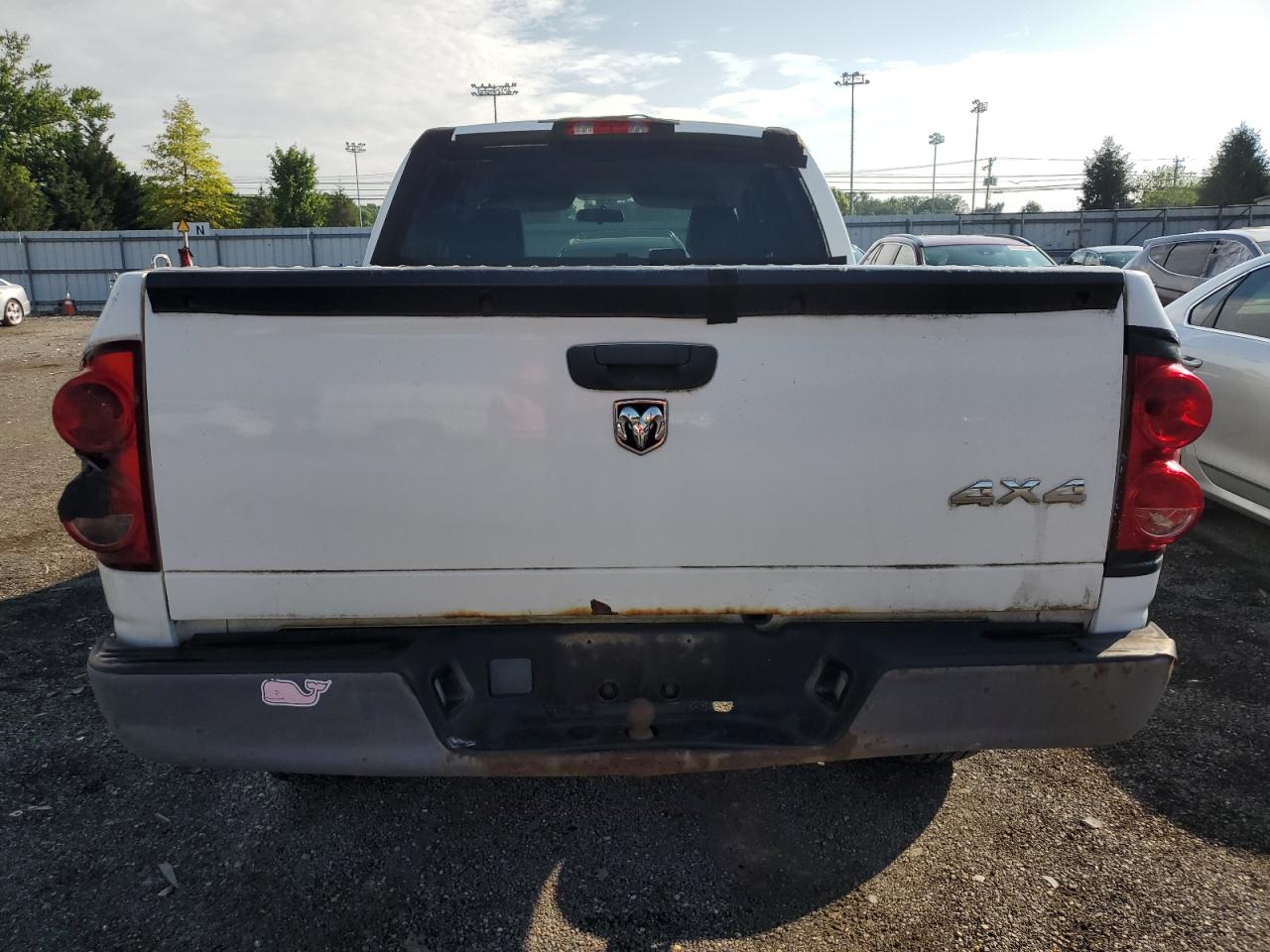 2007 Dodge Ram 1500 St VIN: 1D7HU18N57J558322 Lot: 62424855