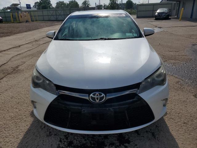  TOYOTA CAMRY 2015 White