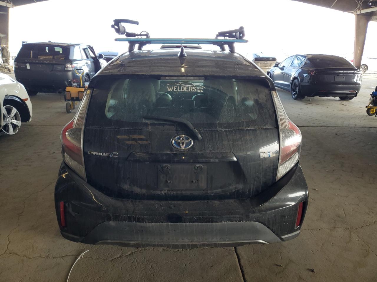2018 Toyota Prius C VIN: JTDKDTB33J1605373 Lot: 63083135