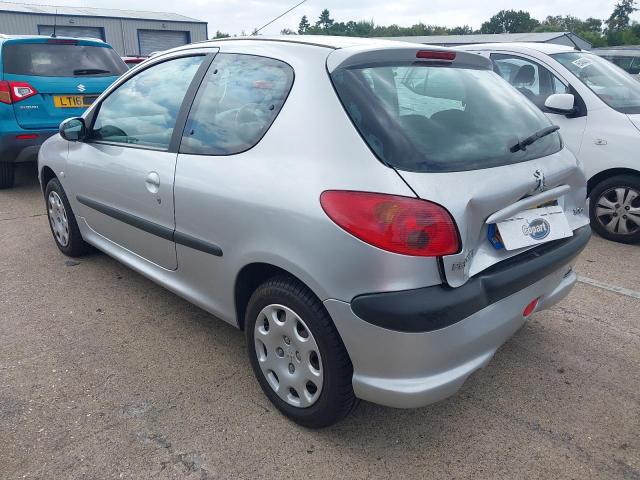 2004 PEUGEOT 206 S